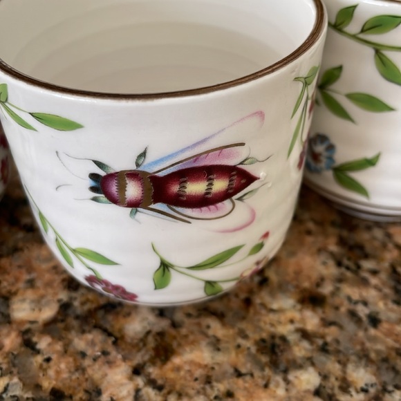 Teaopia set - wicker/bamboo like handle, strainer, 3 cups - butterflies - Picture 6 of 9